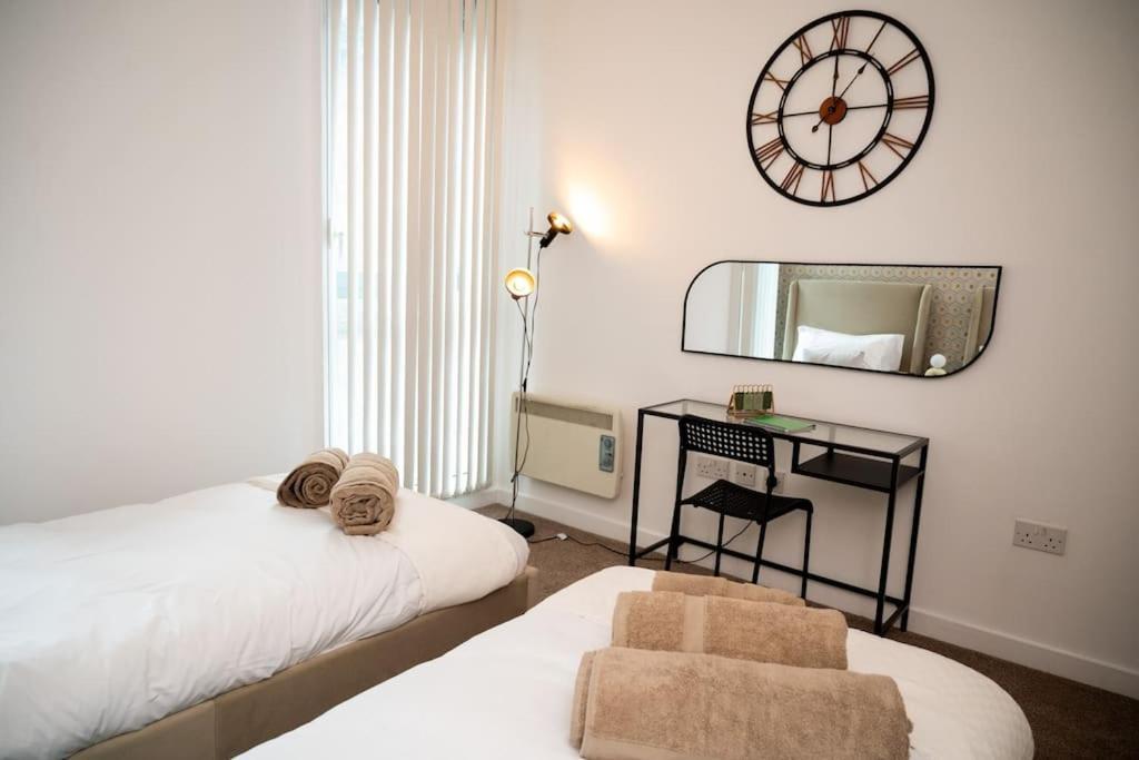 2 Bed Apt In Leeds City Centre Buitenkant foto
