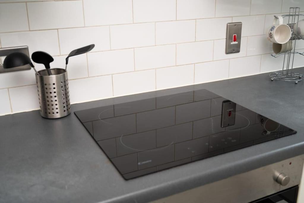 2 Bed Apt In Leeds City Centre Buitenkant foto